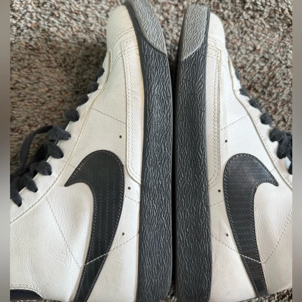 Nike Blazer Mid GS 'White Anthracite' (318705-105) size 6.5Y